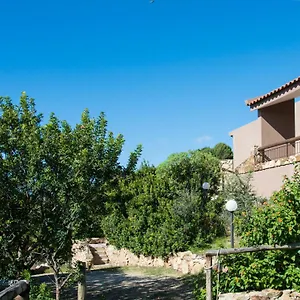 https://case-belvedere-chia.in-sardinia.net